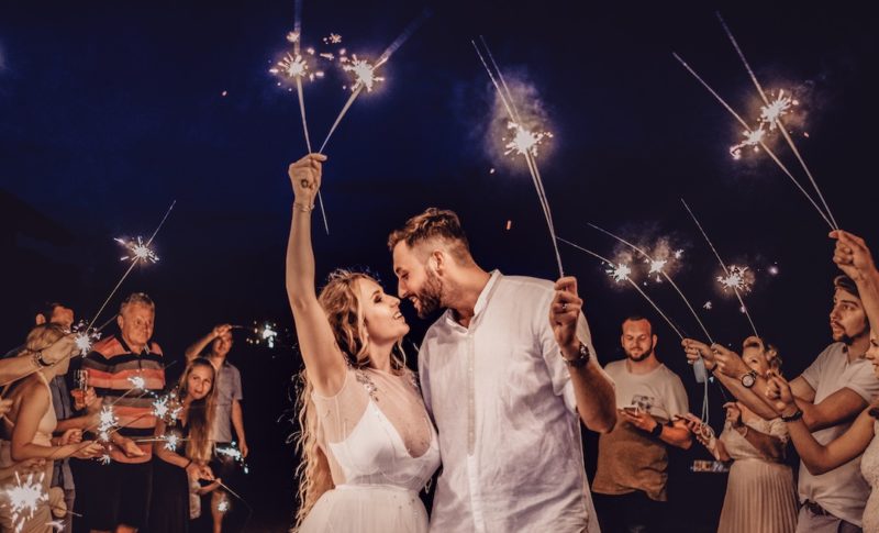 TopTips : 5 ways to create an Outdoor Wedding Dance Floor