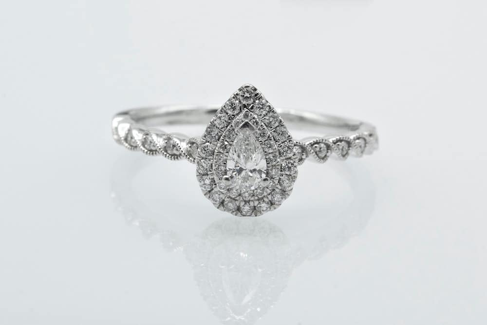 The wedding ring trend guide